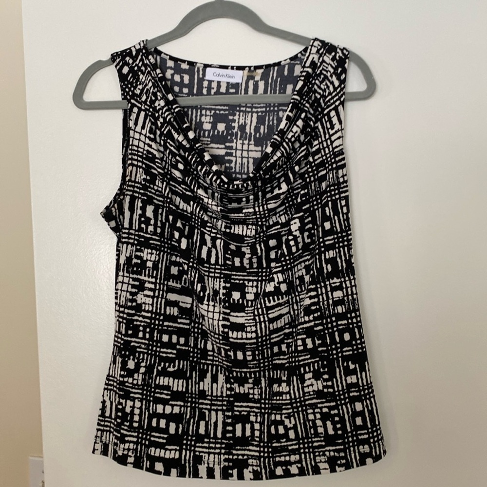Women’s sleeveless blouse